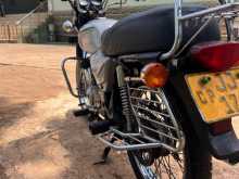 https://riyasewana.com/uploads/bajaj-boxer-1117583913212.jpg