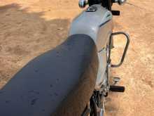 https://riyasewana.com/uploads/bajaj-boxer-1117583913933.jpg