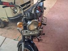 Bajaj Boxer 2004 Motorbike