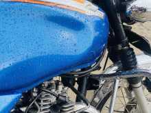 https://riyasewana.com/uploads/bajaj-boxer-1210452622632.jpg