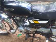 https://riyasewana.com/uploads/bajaj-boxer-122033584773.jpg