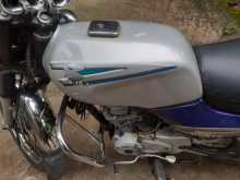 Bajaj Boxer 2003 Motorbike