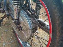 https://riyasewana.com/uploads/bajaj-boxer-131559176366.jpg