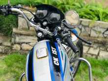 https://riyasewana.com/uploads/bajaj-boxer-13936104663.jpg
