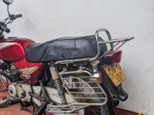 https://riyasewana.com/uploads/bajaj-boxer-141736224023.jpg
