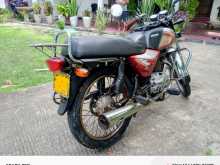 https://riyasewana.com/uploads/bajaj-boxer-1422392513942.jpg