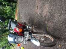 https://riyasewana.com/uploads/bajaj-boxer-14734014692.jpg