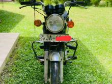 https://riyasewana.com/uploads/bajaj-boxer-151426056014.jpg