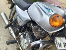 https://riyasewana.com/uploads/bajaj-boxer-161612296515.jpg