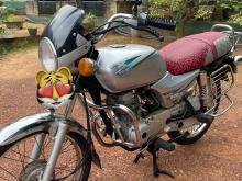Bajaj Boxer 2004 Motorbike