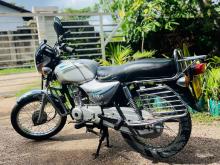 Bajaj Boxer 2004 Motorbike