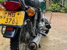https://riyasewana.com/uploads/bajaj-boxer-16913314593.jpg