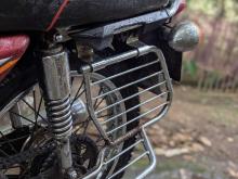 https://riyasewana.com/uploads/bajaj-boxer-171103246336.jpg