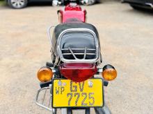 https://riyasewana.com/uploads/bajaj-boxer-1718092619386.jpg
