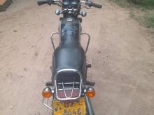 https://riyasewana.com/uploads/bajaj-boxer-1718200219964.jpg