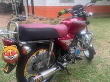 Bajaj Boxer 2004 Motorbike