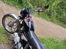 https://riyasewana.com/uploads/bajaj-boxer-1815261113733.jpg