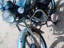 Bajaj Boxer 2003 Motorbike