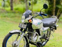 Bajaj Boxer 2004 Motorbike