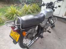 https://riyasewana.com/uploads/bajaj-boxer-201727264893.jpg