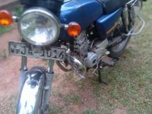 https://riyasewana.com/uploads/bajaj-boxer-2101556415121.jpg