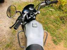 https://riyasewana.com/uploads/bajaj-boxer-211053154373.jpg