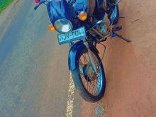 Bajaj Boxer 2004 Motorbike