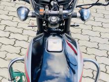 https://riyasewana.com/uploads/bajaj-boxer-213400424253.jpg