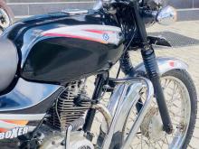 https://riyasewana.com/uploads/bajaj-boxer-213400424711.jpg