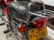 https://riyasewana.com/uploads/bajaj-boxer-231828511321337.jpg