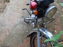 https://riyasewana.com/uploads/bajaj-boxer-2417192219352.jpg