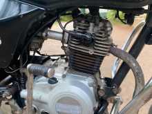 https://riyasewana.com/uploads/bajaj-boxer-2517363213143.jpg