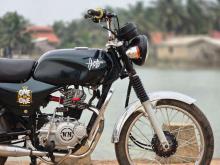 https://riyasewana.com/uploads/bajaj-boxer-26102346285.jpg