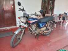 https://riyasewana.com/uploads/bajaj-boxer-2817200713492.jpg