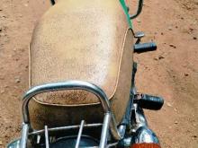 https://riyasewana.com/uploads/bajaj-boxer-29025146694.jpg