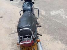 https://riyasewana.com/uploads/bajaj-boxer-291928046046.jpg