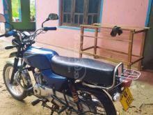 https://riyasewana.com/uploads/bajaj-boxer-2965651450292.jpg