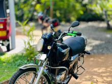 Bajaj Boxer 2004 Motorbike