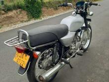 https://riyasewana.com/uploads/bajaj-boxer-31135006644.jpg