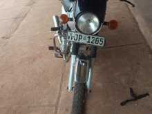 Bajaj Boxer 2004 Motorbike