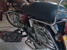 https://riyasewana.com/uploads/bajaj-boxer-37354813972.jpg