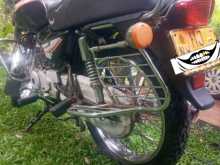 https://riyasewana.com/uploads/bajaj-boxer-39251513402.jpg