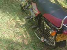 https://riyasewana.com/uploads/bajaj-boxer-41437124522.jpg