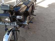 https://riyasewana.com/uploads/bajaj-boxer-41639344843.jpg