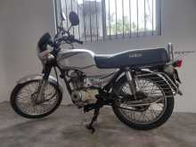 Bajaj Boxer 2004 Motorbike