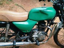 https://riyasewana.com/uploads/bajaj-boxer-4257526825.jpg