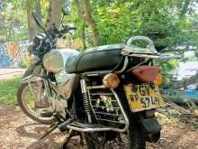 https://riyasewana.com/uploads/bajaj-boxer-61422434213.jpg