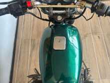 https://riyasewana.com/uploads/bajaj-boxer-6848234783.jpg