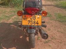 https://riyasewana.com/uploads/bajaj-boxer-7154619487385.jpg