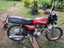 https://riyasewana.com/uploads/bajaj-boxer-81924454302.jpg